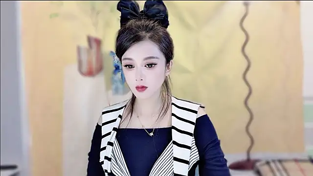 Snapshot of VIWVI chatting on 11-06-25, 04:57 VIWVI online show from 11-06-25, 04:57