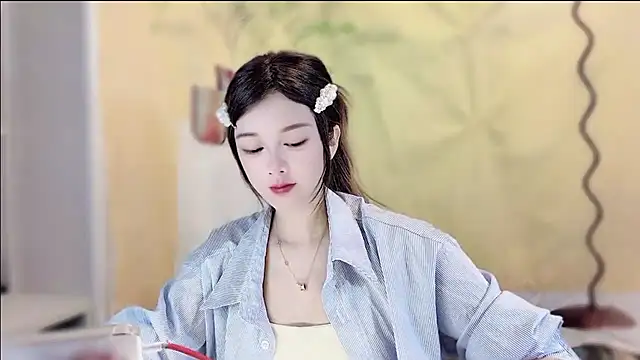 Snapshot of VIWVI chatting on 11-24-25, 05:07 VIWVI online show from 11-24-25, 05:07