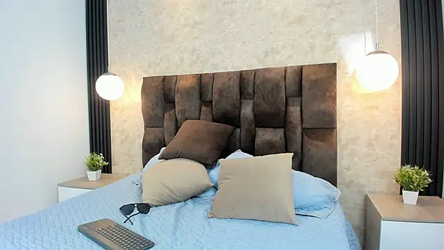 keyla  ross online show from 01-16-25, 01:06