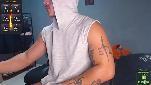 Snapshot of paulo_allen chatting on 02-11-25, 03:18 paulo allen online show from 02-11-25, 03:18