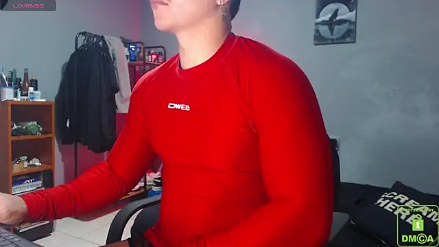 Snapshot of paulo_allen chatting on 03-20-25, 01:26 paulo allen online show from 03-20-25, 01:26