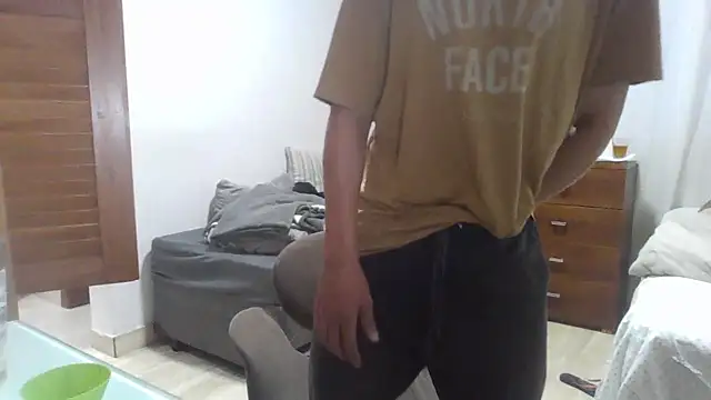 Snapshot of prorafadodoce chatting on 12-20-25, 09:44 prorafadodoce online show from 12-20-25, 09:44