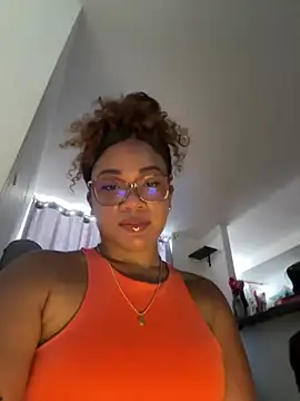 ashley Tompson1 online show from 04-21-26, 12:44