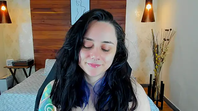 Snapshot of KatherineBond chatting on 02-28-25, 11:56 KatherineBond online show from 02-28-25, 11:56