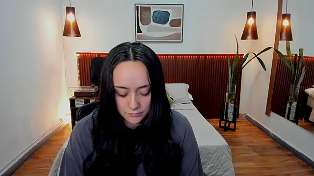 Snapshot of KatherineBond chatting on 02-07-26, 07:39 KatherineBond online show from 02-07-26, 07:39