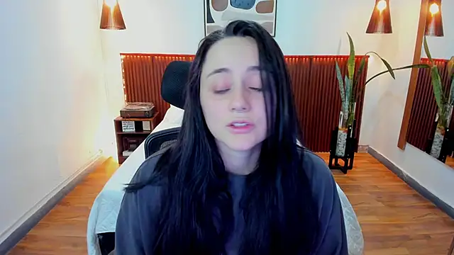 Snapshot of KatherineBond chatting on 02-23-26, 07:00 KatherineBond online show from 02-23-26, 07:00