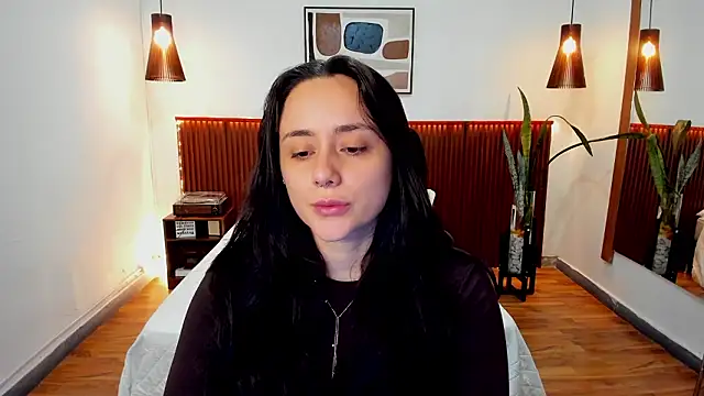 Snapshot of KatherineBond chatting on 02-24-26, 05:44 KatherineBond online show from 02-24-26, 05:44