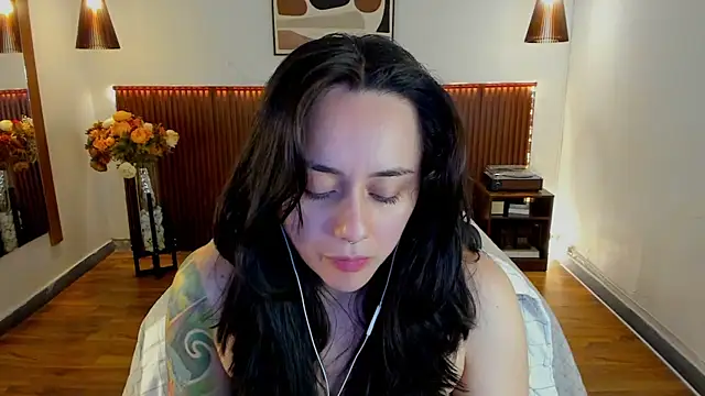 KatherineBond online show from 06-23-26, 06:17
