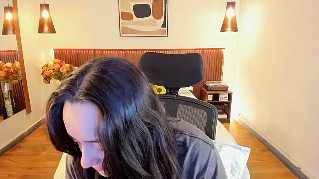 KatherineBond online show from 06-25-26, 06:12