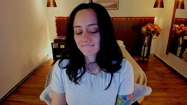 KatherineBond online show from 07-28-26, 08:52