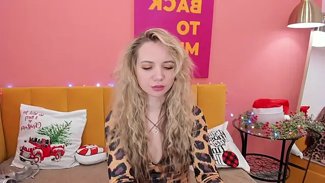 EvaMoran online show from 01-11-25, 08:11