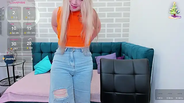 Snapshot of EvaMoran chatting on 06-29-26, 01:45 EvaMoran online show from 06-29-26, 01:45