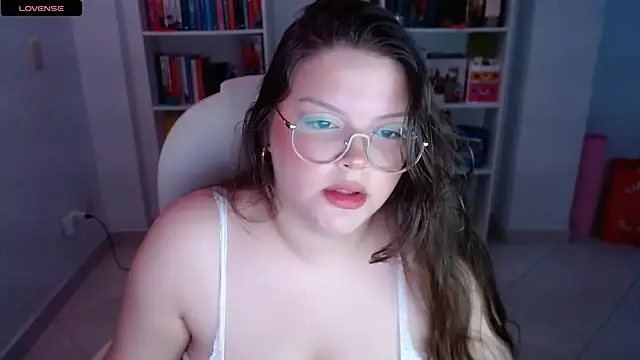 Snapshot of Gabiwaifu chatting on 02-16-25, 04:31 Gabiwaifu online show from 02-16-25, 04:31