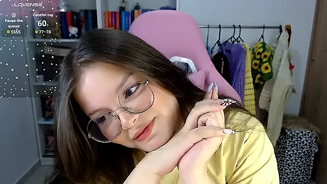 Gabiwaifu online show from 11-11-25, 02:22