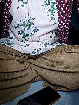 Priya Bong online show from 10-18-25, 01:30