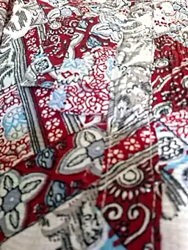 Priya Bong online show from 04-12-26, 03:44