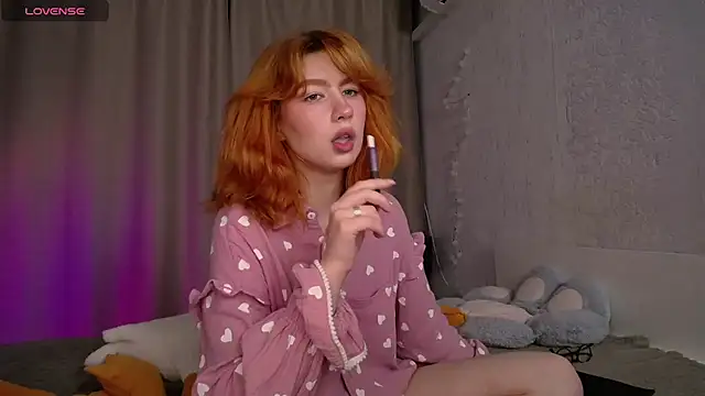 Snapshot of Evaa_Moonn_ chatting on 09-12-25, 11:48 Evaa Moonn online show from 09-12-25, 11:48