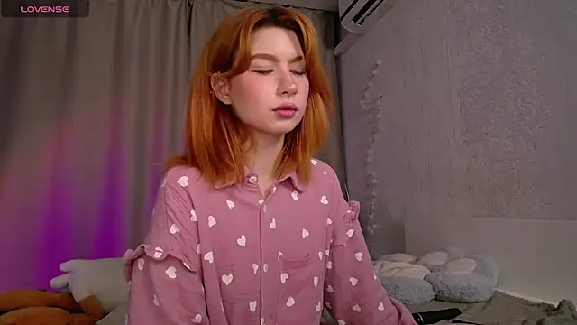 Snapshot of Evaa_Moonn_ chatting on 09-14-25, 11:26 Evaa Moonn online show from 09-14-25, 11:26