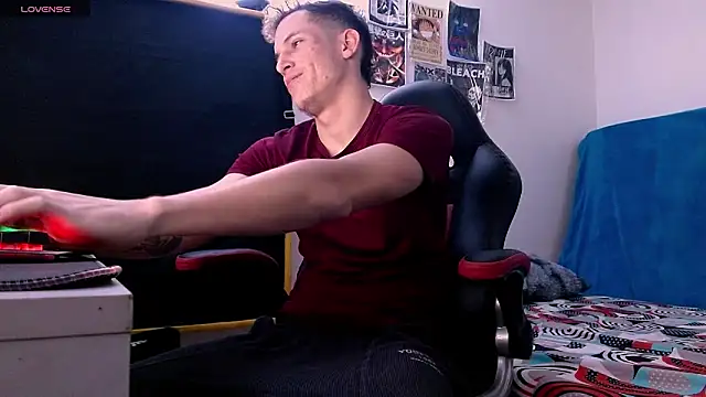 deividcloud36 online show from 02-12-26, 06:47