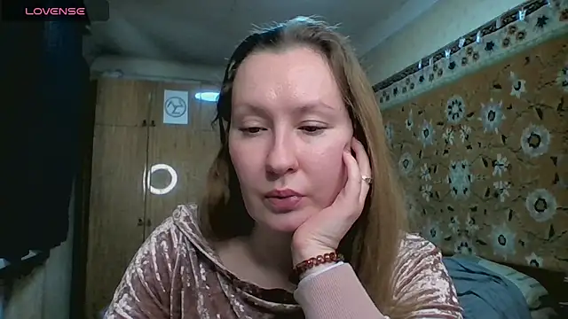 AnnaXLovers online show from 05-06-26, 02:33