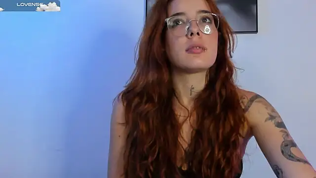 Snapshot of Manuela_monroe chatting on 02-05-25, 05:42 Manuela monroe online show from 02-05-25, 05:42