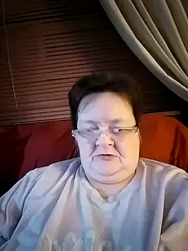 Snapshot of Bayou_Woman68 chatting on 01-15-26, 12:37 Bayou Woman68 online show from 01-15-26, 12:37