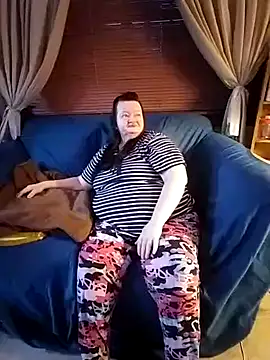 Snapshot of Bayou_Woman68 chatting on 02-20-26, 12:27 Bayou Woman68 online show from 02-20-26, 12:27