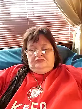 Snapshot of Bayou_Woman68 chatting on 02-21-26, 02:18 Bayou Woman68 online show from 02-21-26, 02:18