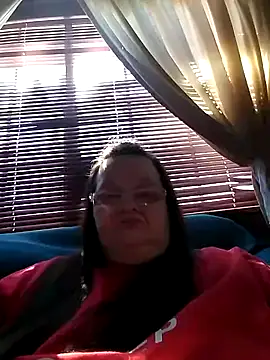 Snapshot of Bayou_Woman68 chatting on 02-22-26, 06:06 Bayou Woman68 online show from 02-22-26, 06:06