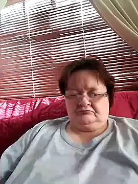 Snapshot of Bayou_Woman68 chatting on 03-30-26, 09:38 Bayou Woman68 online show from 03-30-26, 09:38
