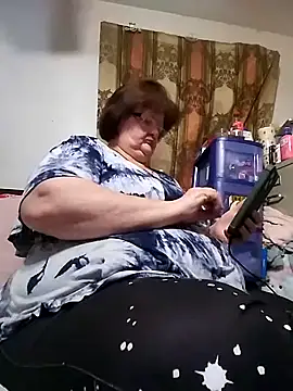 Snapshot of Bayou_Woman68 chatting on 04-08-26, 02:39 Bayou Woman68 online show from 04-08-26, 02:39