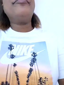 Adelehottman online show from 01-31-26, 09:13