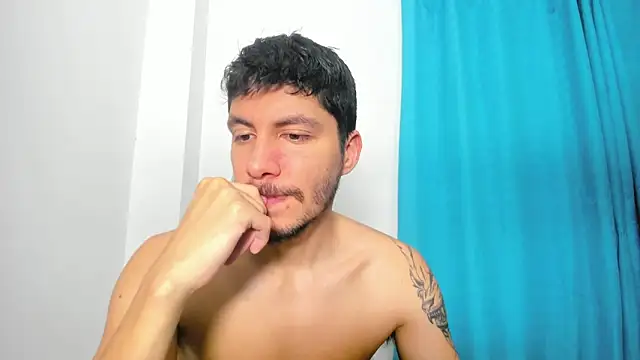 Snapshot of daniel_sexy777 chatting on 02-11-26, 12:26 daniel sexy777 online show from 02-11-26, 12:26