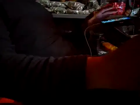 Snapshot of turkfucker chatting on 12-25-24, 03:18 turkfucker online show from 12-25-24, 03:18