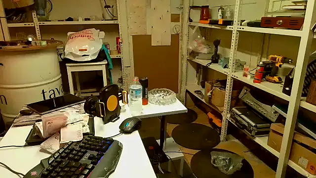 Snapshot of turkfucker chatting on 03-18-25, 02:36 turkfucker online show from 03-18-25, 02:36