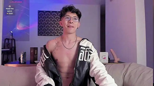 im  thomass online show from 12-20-25, 02:51