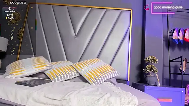 BrendaAdams  online show from 02-26-26, 10:36