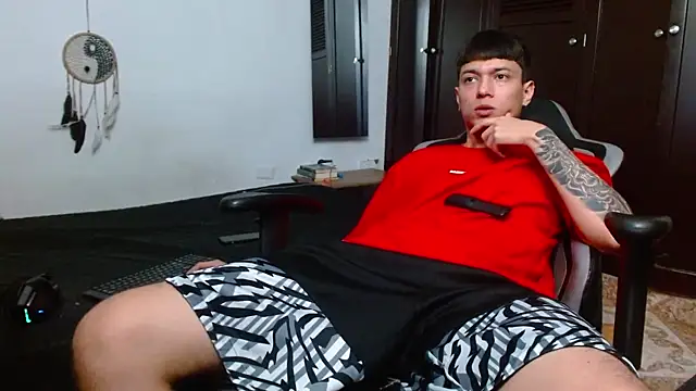 aaron blug online show from 02-12-25, 01:30