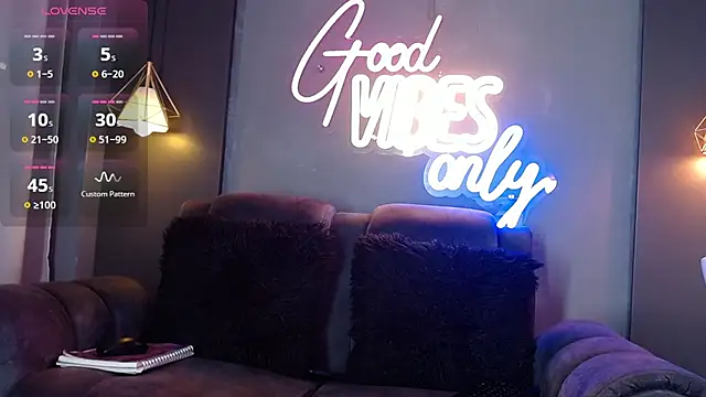 LOLIITA  LOVE online show from 01-25-25, 05:40