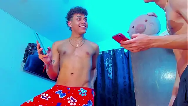 Snapshot of visaelX chatting on 12-18-24, 11:40 visaelX online show from 12-18-24, 11:40