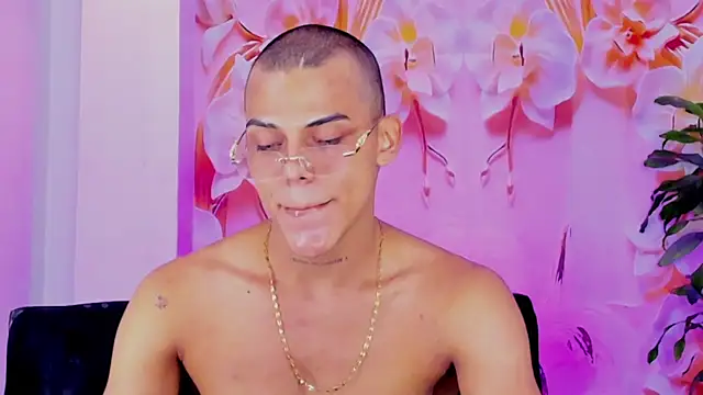 Snapshot of visaelX chatting on 01-19-25, 05:28 visaelX online show from 01-19-25, 05:28