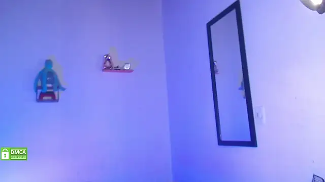 Snapshot of visaelX chatting on 03-21-25, 03:33 visaelX online show from 03-21-25, 03:33