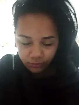 Snapshot of _Miaaleon chatting on 02-19-25, 10:23 Miaaleon online show from 02-19-25, 10:23