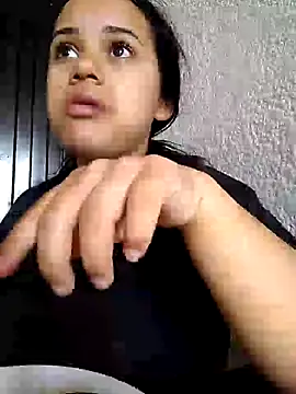 Snapshot of _Miaaleon chatting on 03-06-25, 05:33 Miaaleon online show from 03-06-25, 05:33