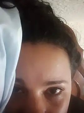  Miaaleon online show from 04-21-26, 09:15