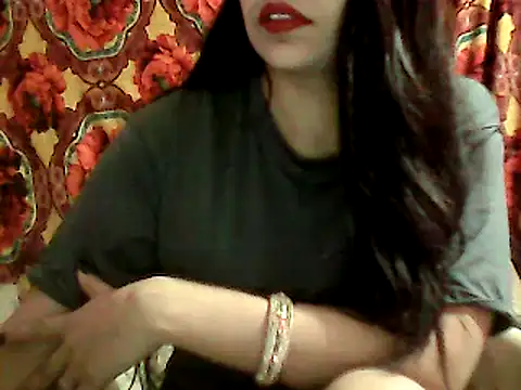 Snapshot of CuteBhabhi10 chatting on 12-08-24, 06:17 CuteBhabhi10 online show from 12-08-24, 06:17