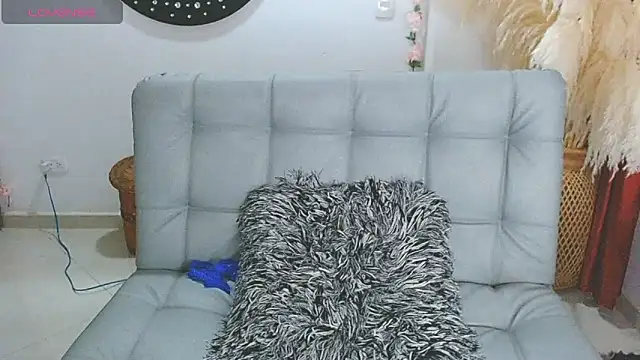 Snapshot of Isabelhot1 chatting on 02-09-25, 10:32 Isabelhot1 online show from 02-09-25, 10:32