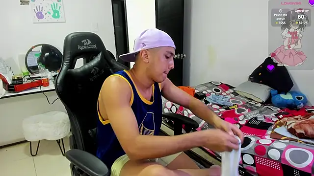 Max kony online show from 03-10-25, 01:34