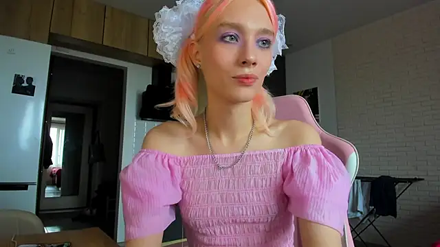  Alice Kitty online show from 07-08-26, 08:19