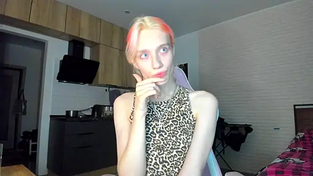  Alice Kitty online show from 07-15-26, 06:57